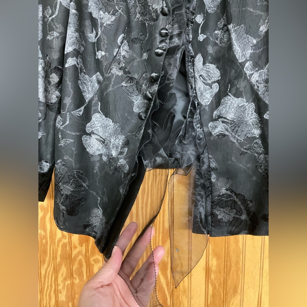 LOGO Floral Blazer - Picture 2 of 7